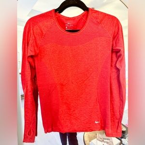 Nike long sleeve running shirt size medium